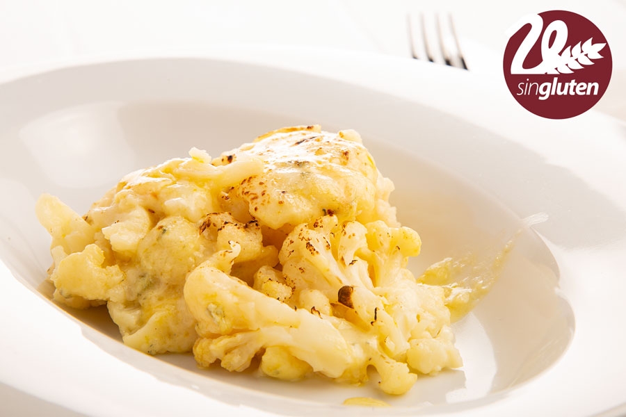coliflor-salsa-tres-quesos-y-aroma-trufa-catering